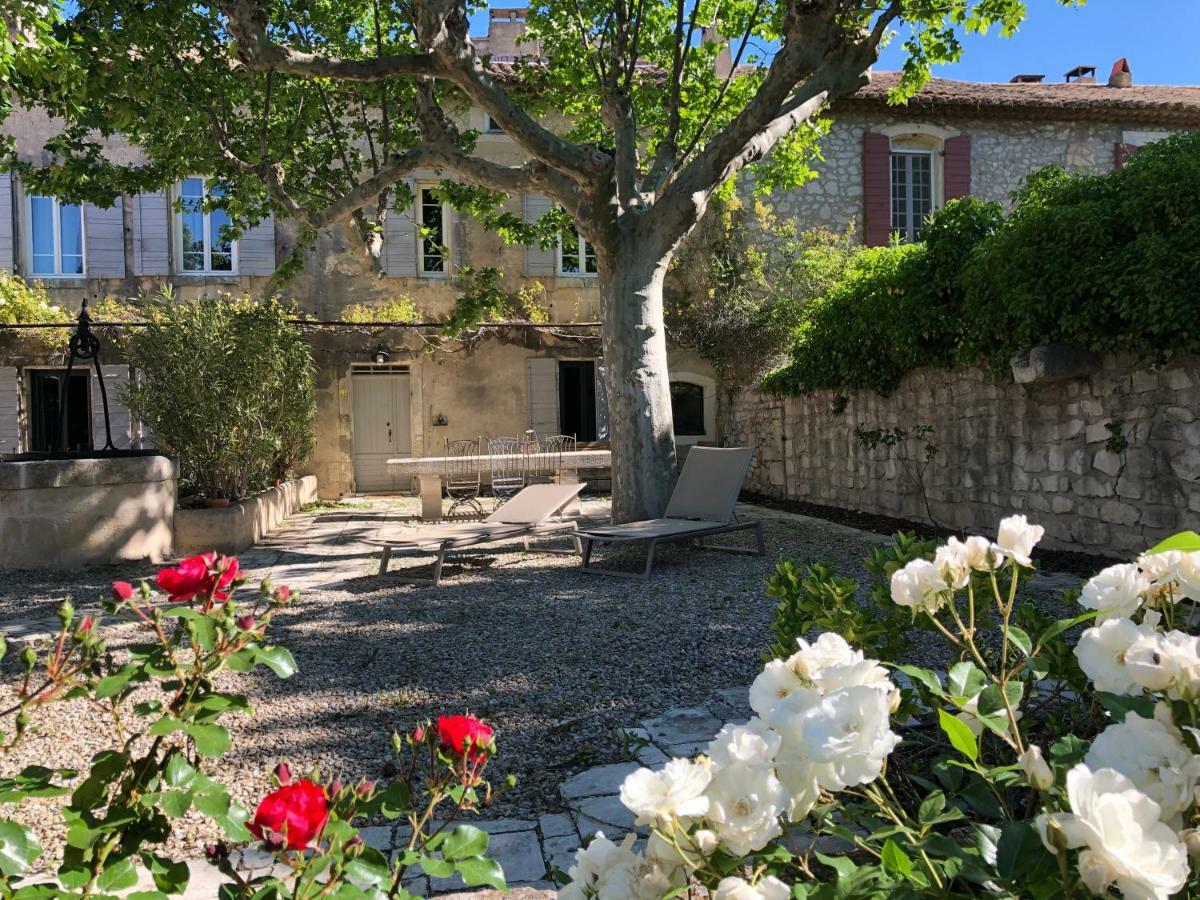 Aparthotel Domaine Du Mas Foucray Les Baux-de-Provence Exterior foto